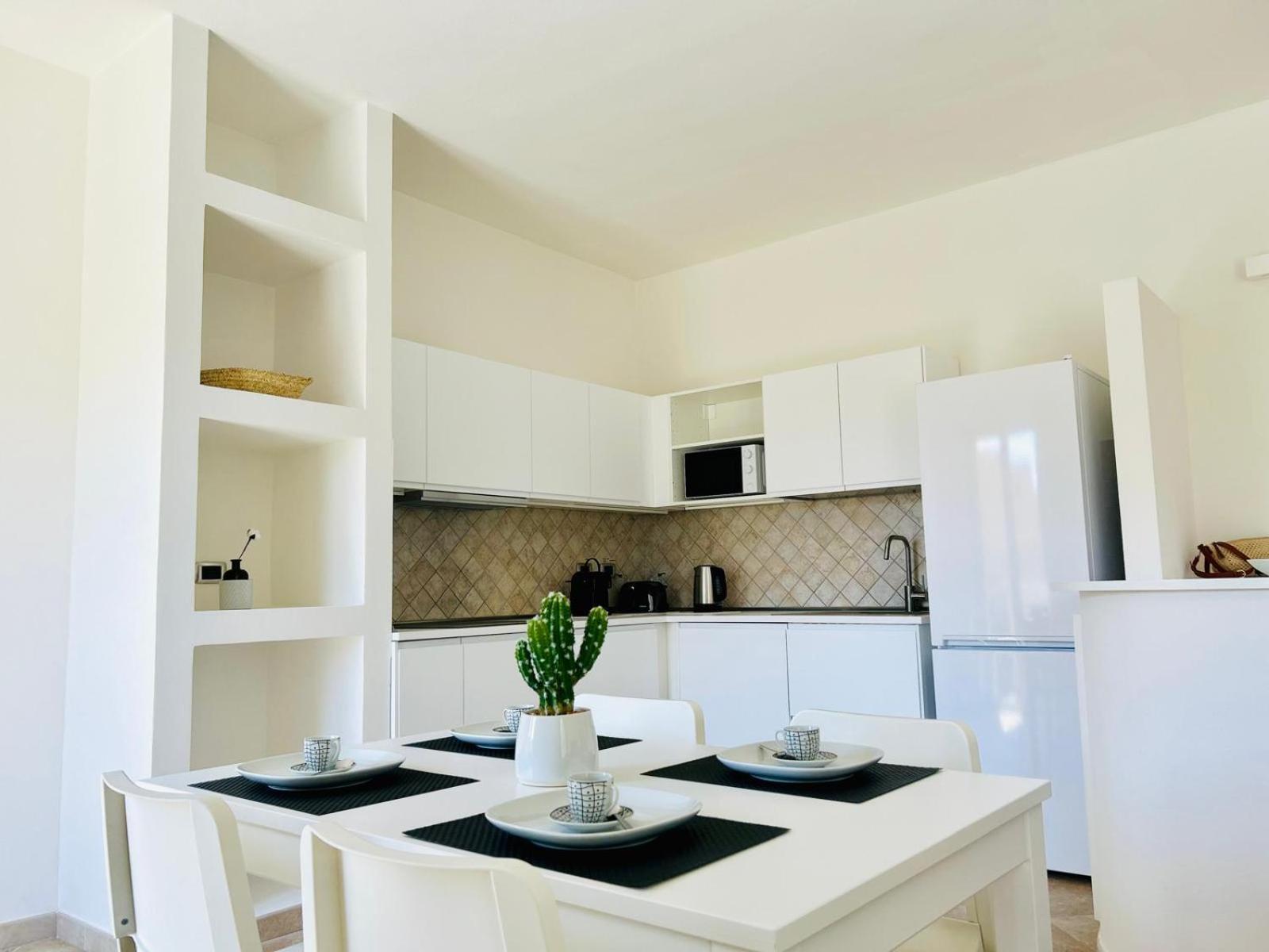 Sunshine - Vicino Al Mare, Cagliari, Sardinia Apartment Cagliari